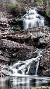 <p>Wasserfall Schottland</p>
